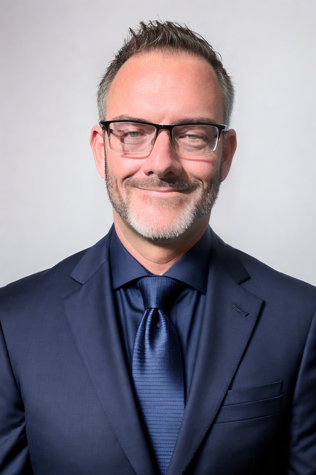 Chris Groves, Broker